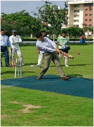 Dr Ajay Rana mentoring young researchers and scholars