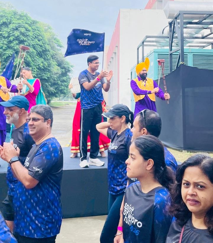 Dr Ajay Rana on stage at marathon flag-off event